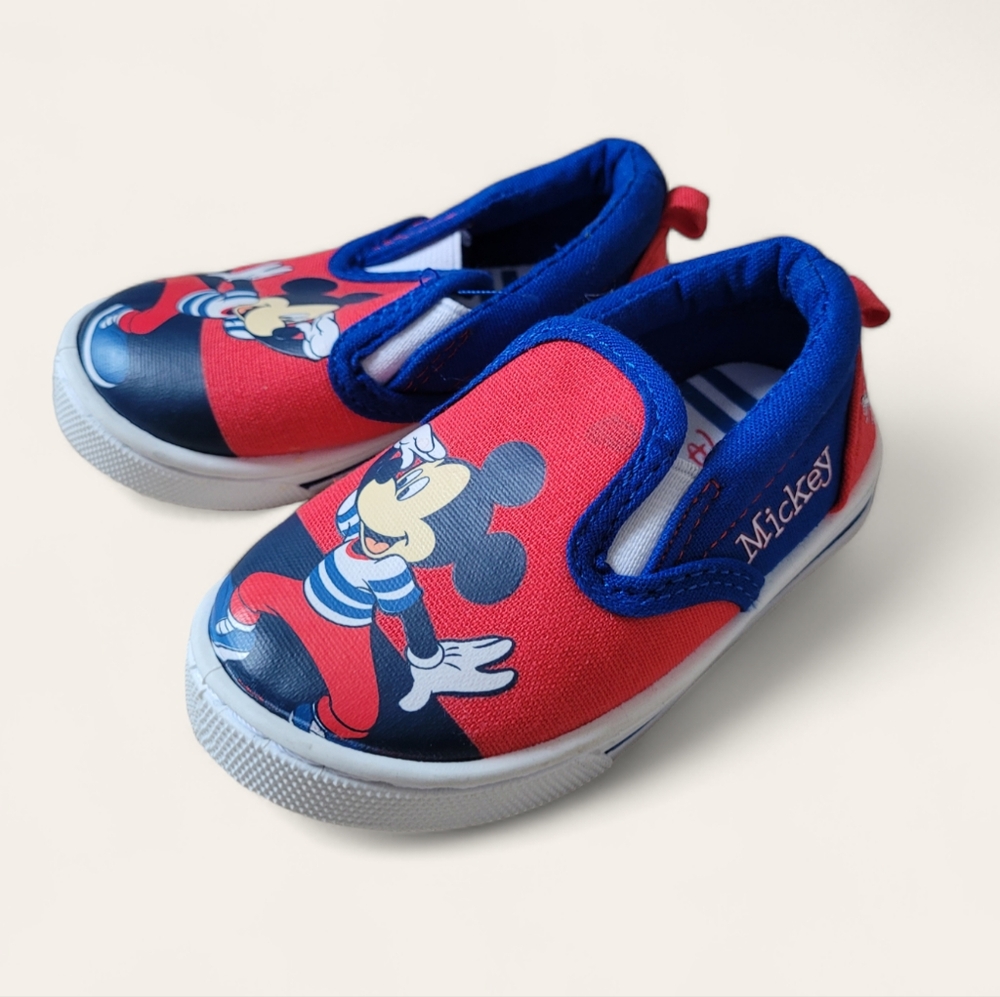 Disney Baby Mickey Mouse Size 5 Slip On Sneakers